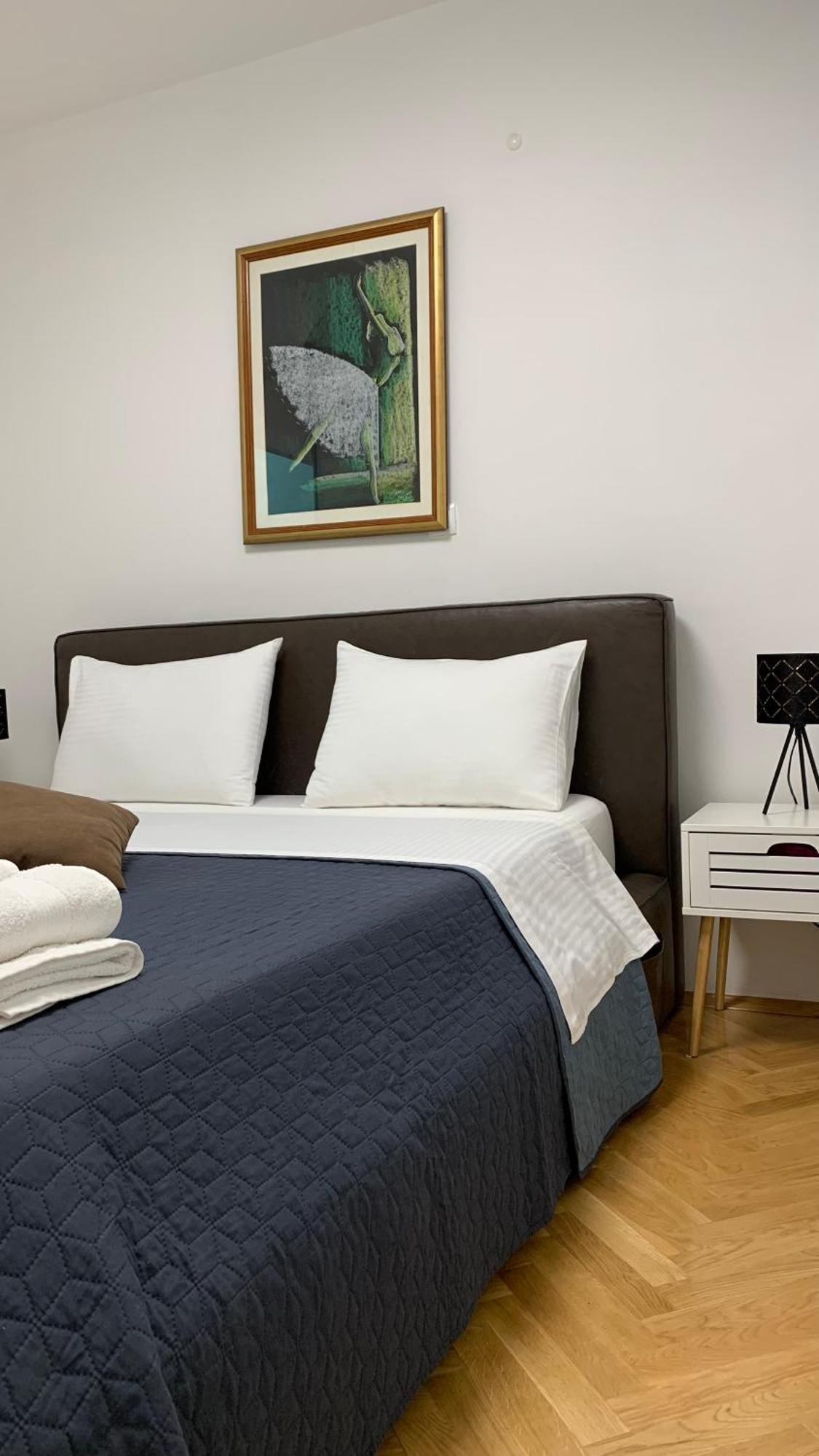 Mm Split Apartment - 5 Min By Car To The Beach & City Center - Free Public Parking المظهر الخارجي الصورة